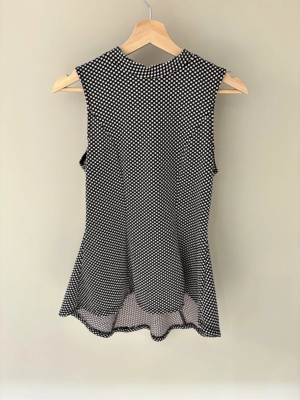 Polka Dot Sleeveless Blouse in Black & Pink Like New